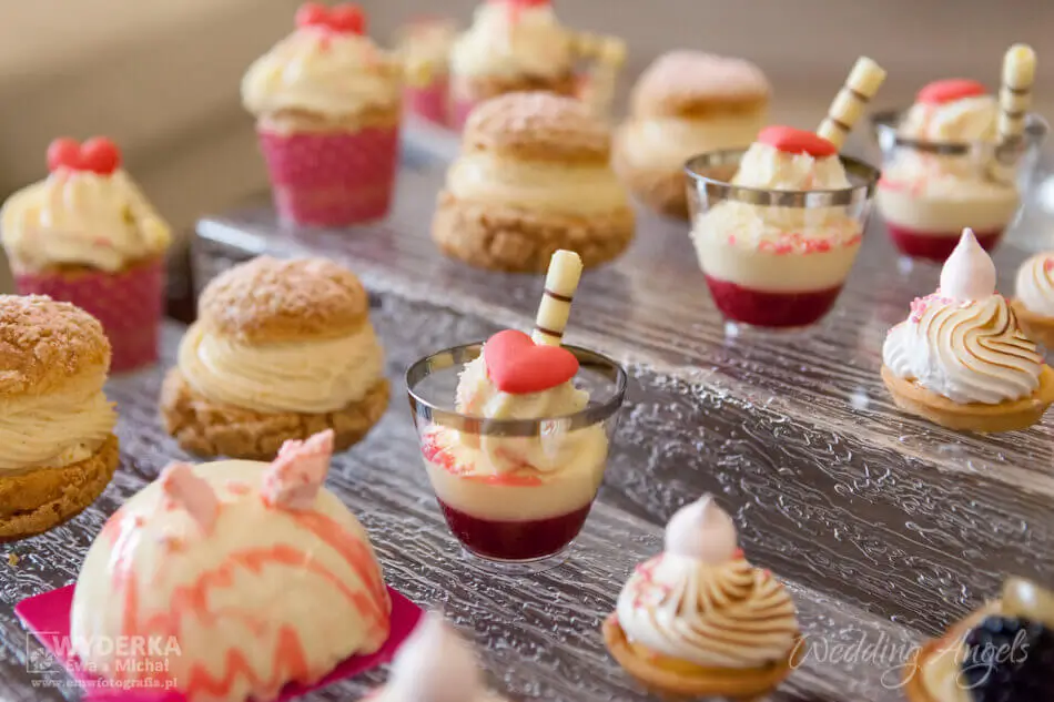 Sweet_sweet_czyli _slodki_stol_na_weselu_1